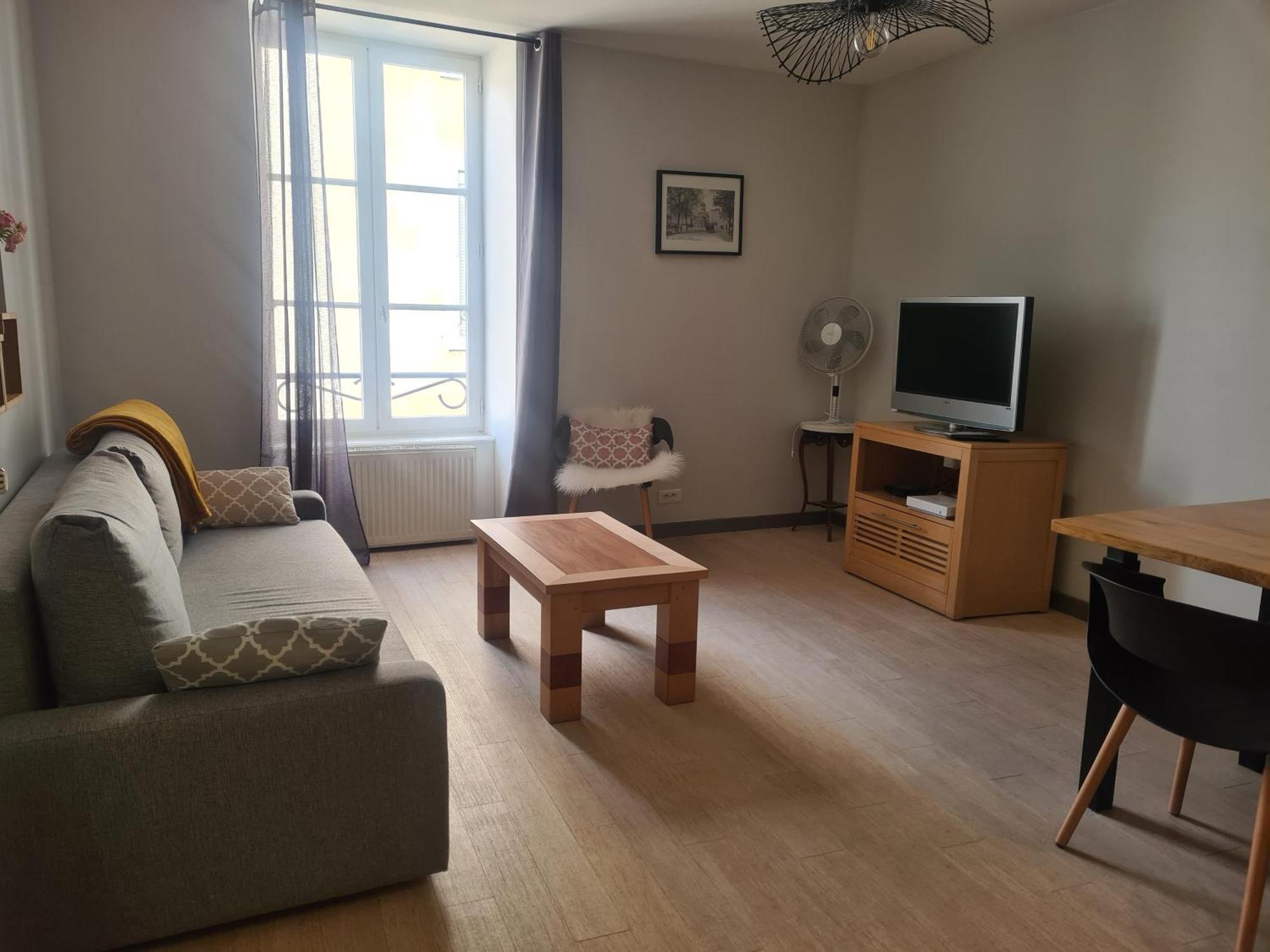 Appartement Hyper-Centre Issoire Kültér fotó